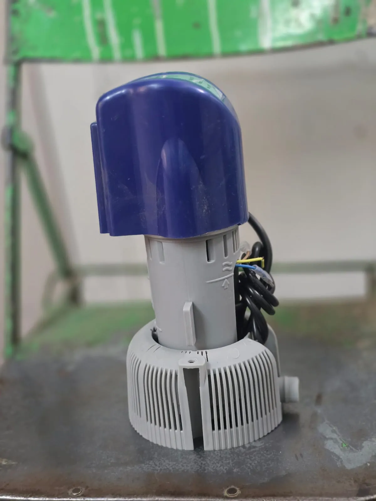 Vertical cooler water pump